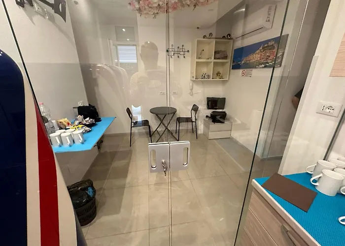 Adam Eric Ла-Спеція