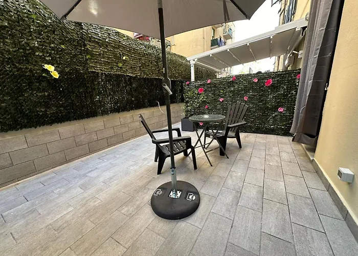 Adam Eric Готель типу 