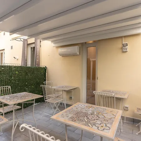 Bed & Breakfast Adam Eric 4*