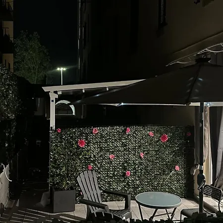 Adam Eric Bed and Breakfast Λα Σπέτσια